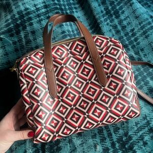 Fossil geometric purse